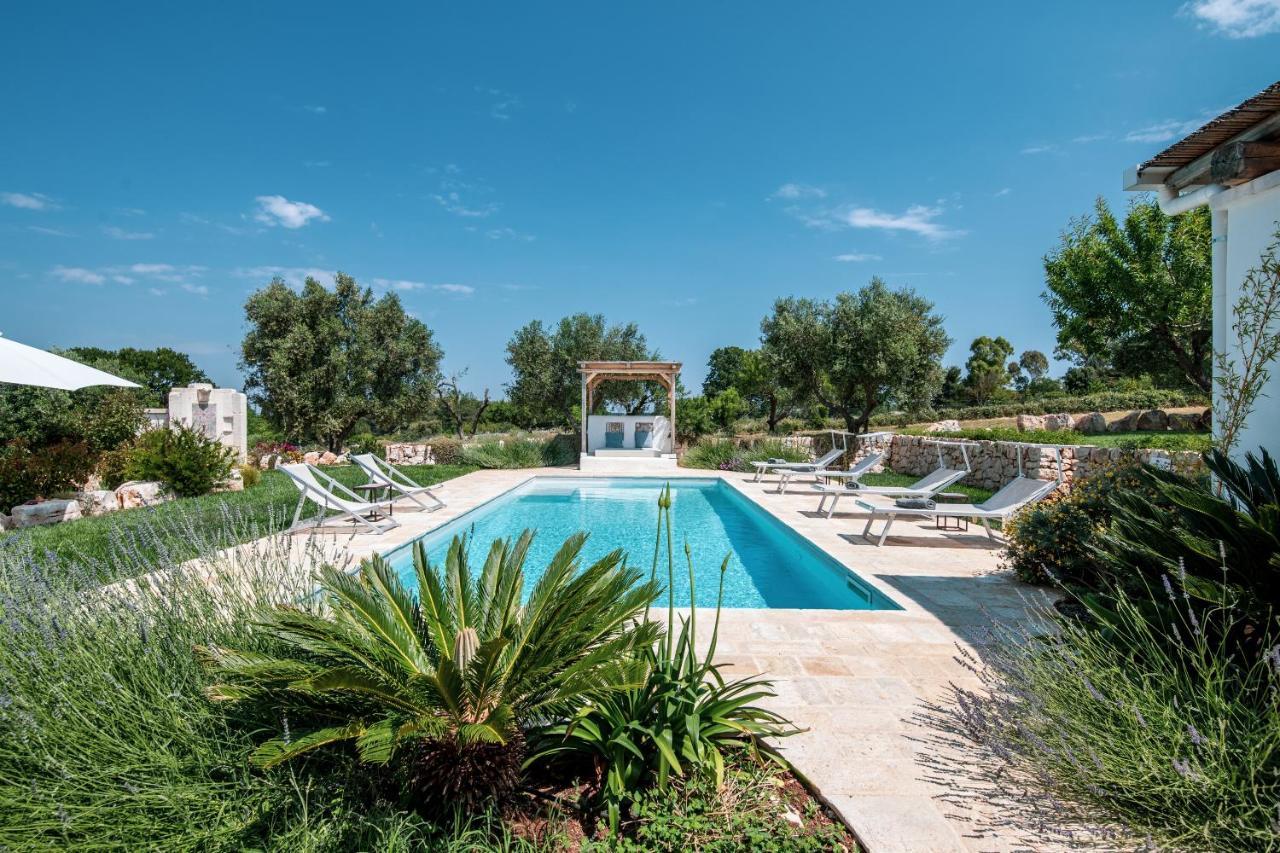 Trulli Gianpaolo - Luxury Villa Ostuni Bagian luar foto