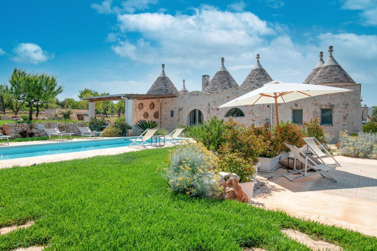 Trulli Gianpaolo - Luxury Villa Ostuni Bagian luar foto