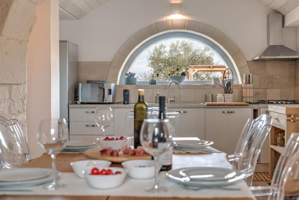 Trulli Gianpaolo - Luxury Villa Ostuni Bagian luar foto