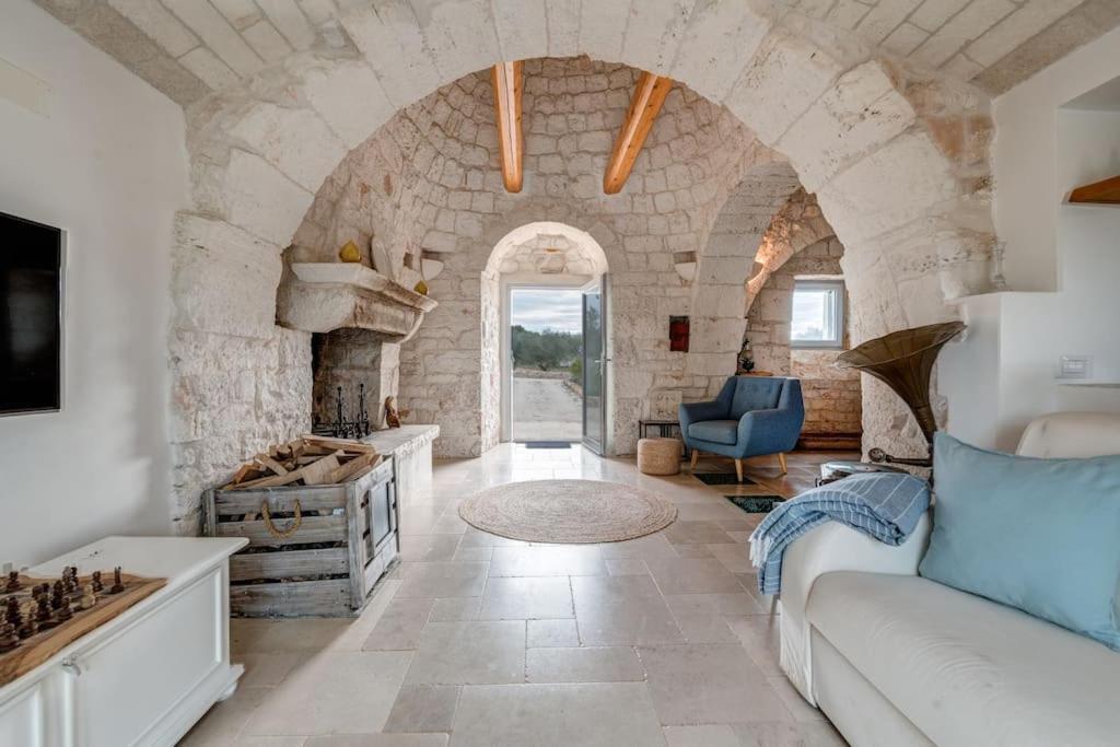 Trulli Gianpaolo - Luxury Villa Ostuni Bagian luar foto