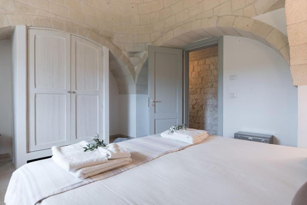 Trulli Gianpaolo - Luxury Villa Ostuni Bagian luar foto