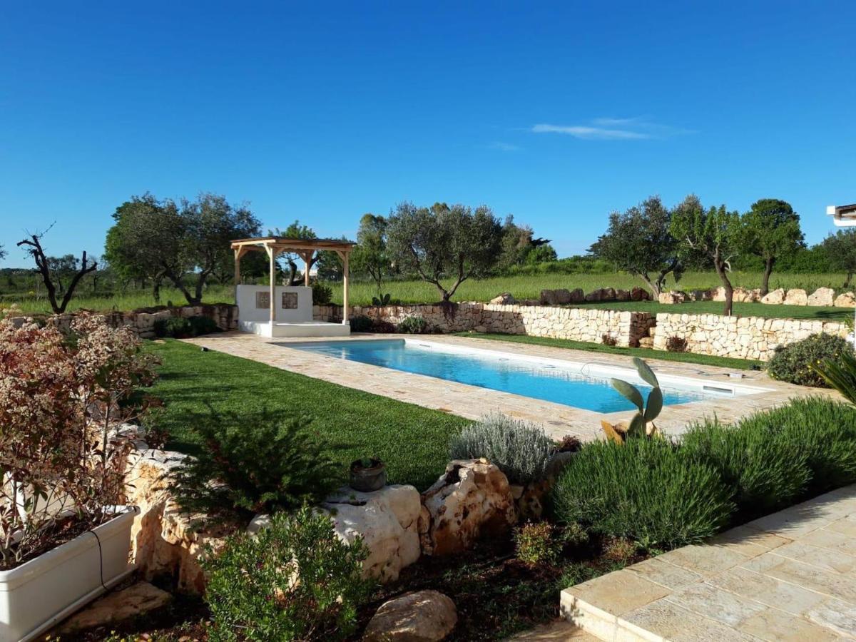 Trulli Gianpaolo - Luxury Villa Ostuni Bagian luar foto
